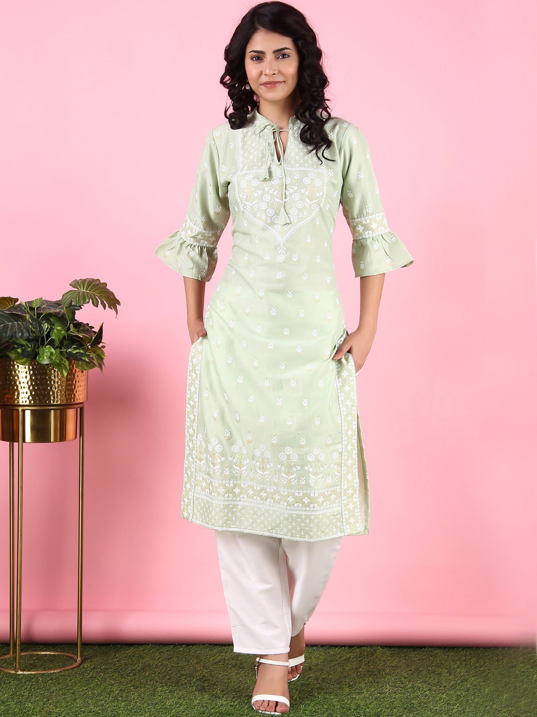 

V TRADITION Women Sea Green Ethnic Motifs Kurta with Trouser