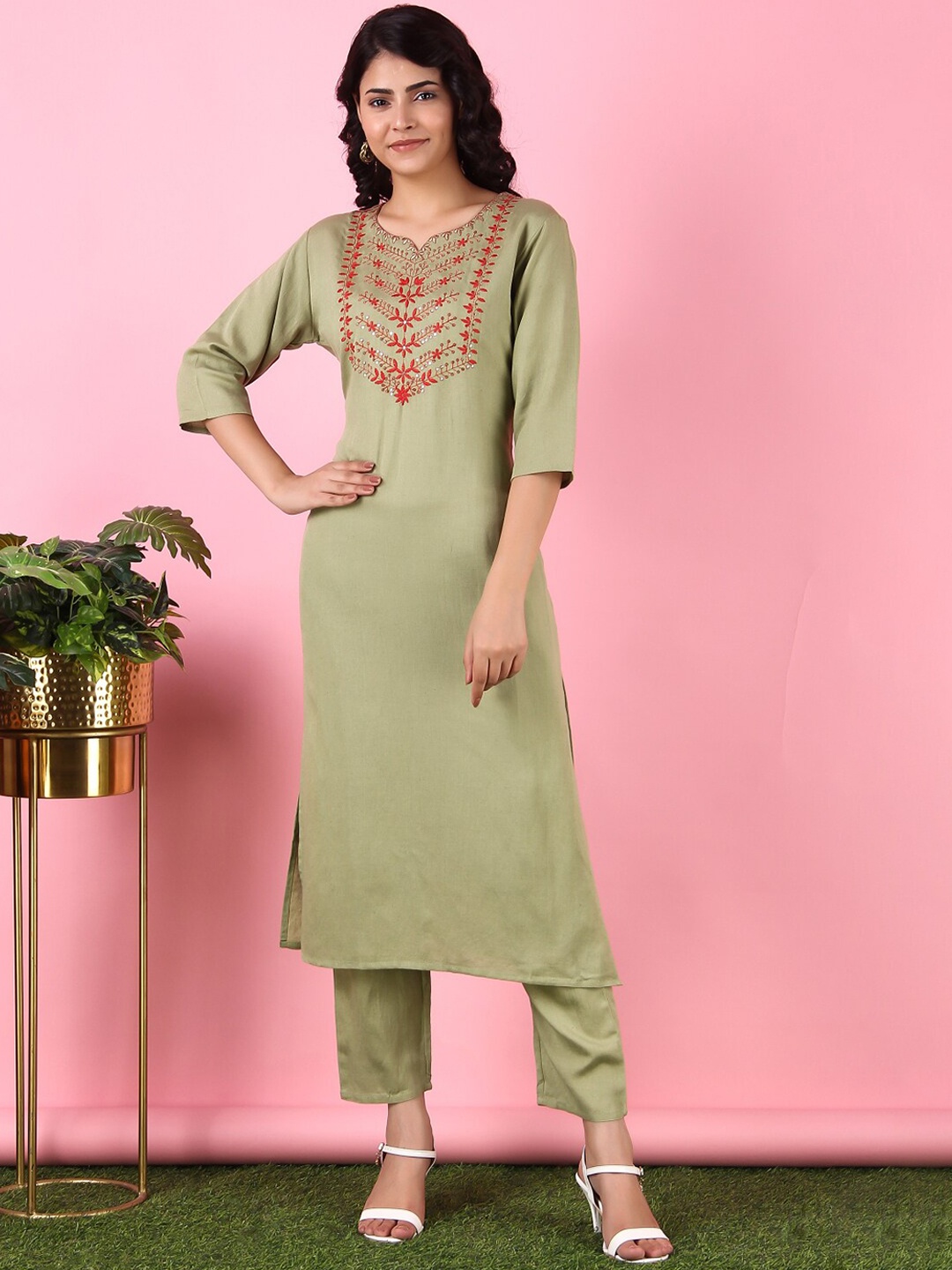 

V TRADITION Women Green Ethnic Motifs Yoke Design Kurta with Trouser