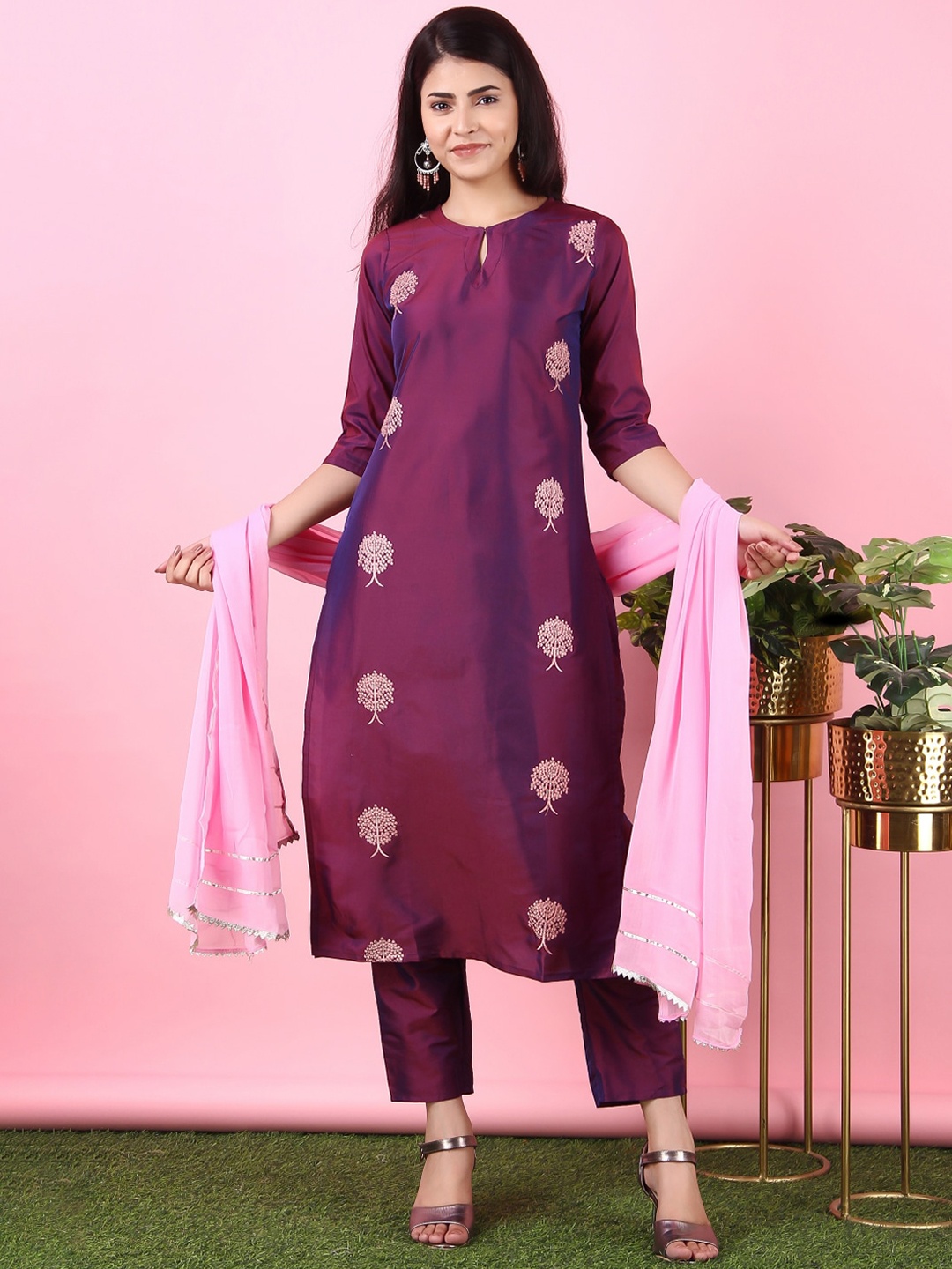 

V TRADITION Women Purple Ethnic Motifs Embroidered Kurta & Trouser & With Dupatta