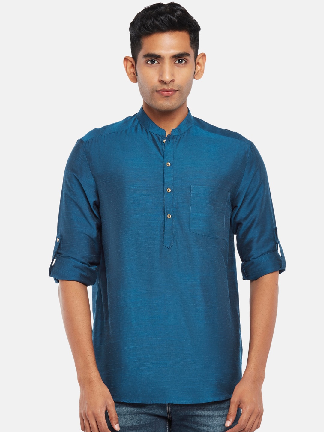 

indus route by Pantaloons Men Blue Solid Mandarin Collar Kurta