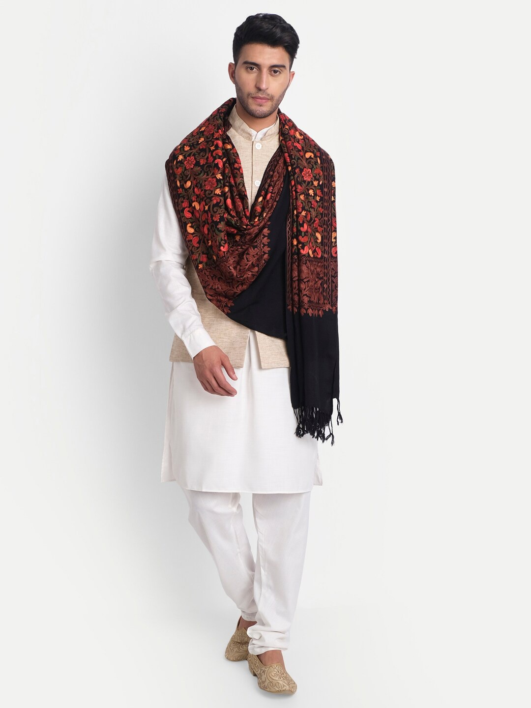 

Zamour Men Woolen Embroidered Stole, Black