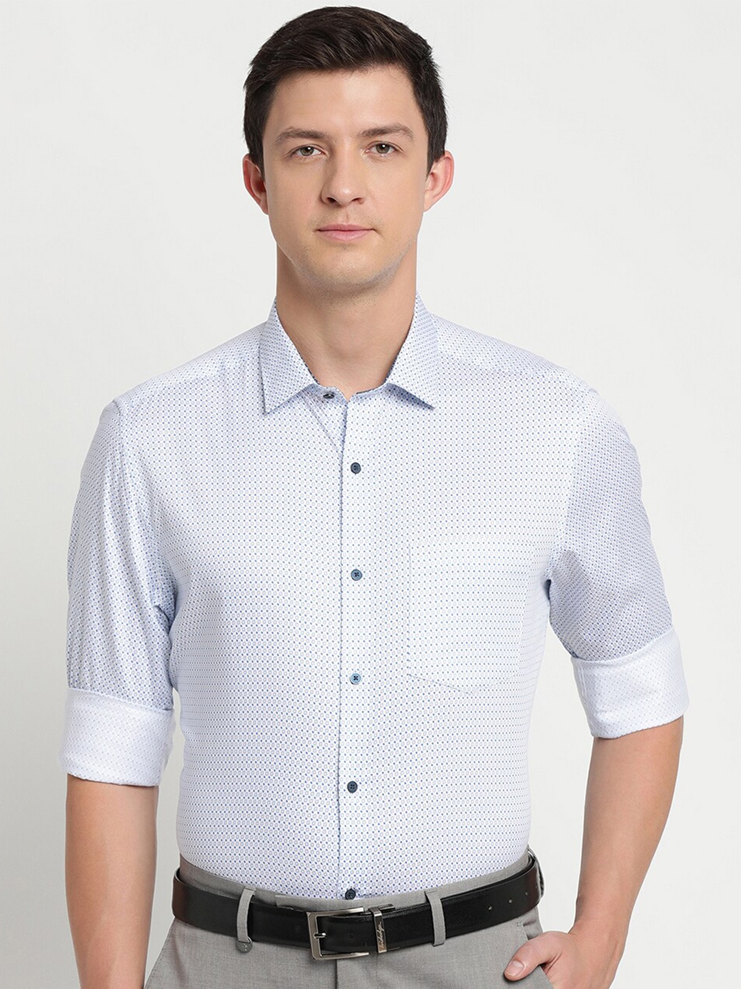 

Turtle Men Blue Printed Pure Cotton Formal Shirt