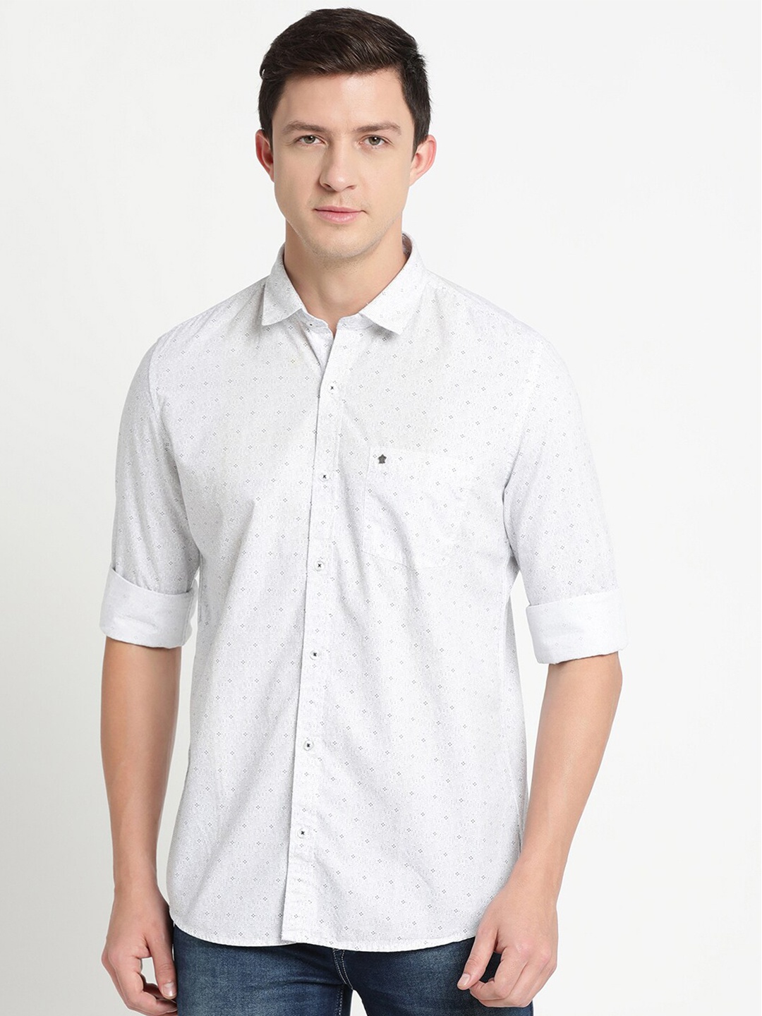 

Turtle Men White Slim Fit Printed Casual Shirt