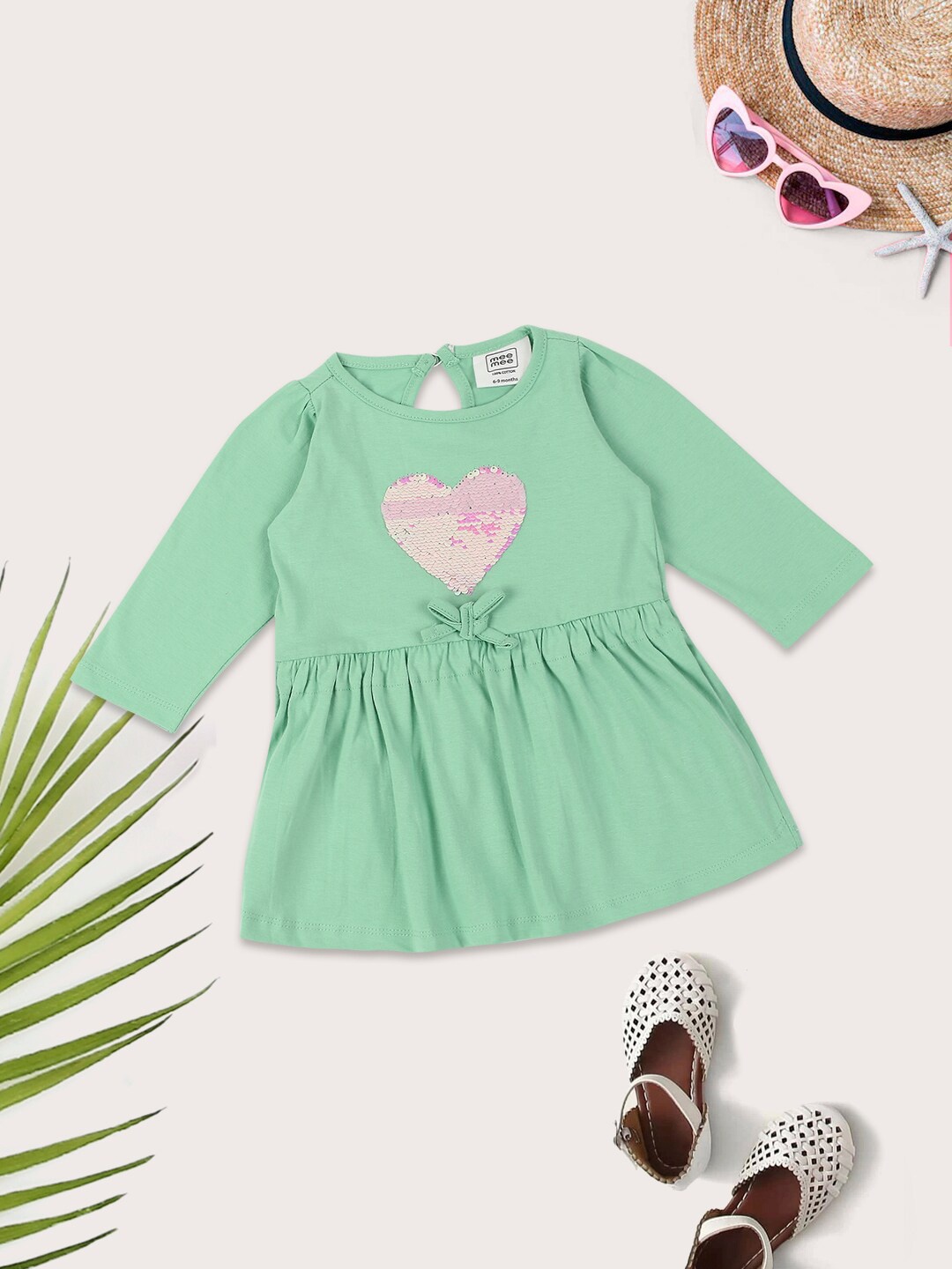 

MeeMee Girls Green Solid Dress