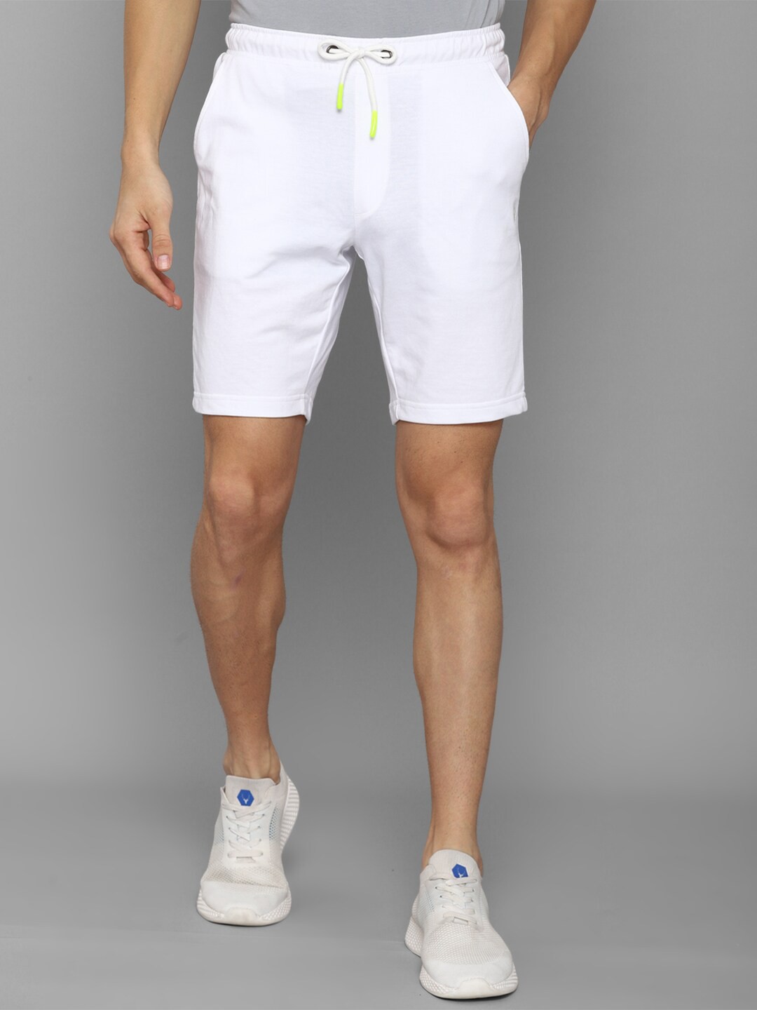 

Allen Solly Men Slim Fit Shorts, White