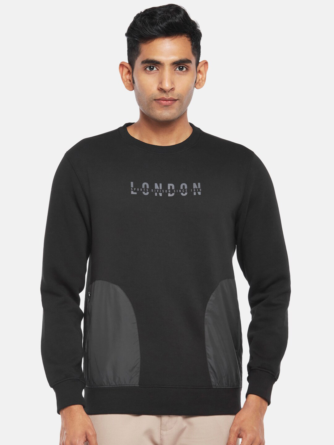 

BYFORD by Pantaloons Men Black & Grey Printed Sweatshirt