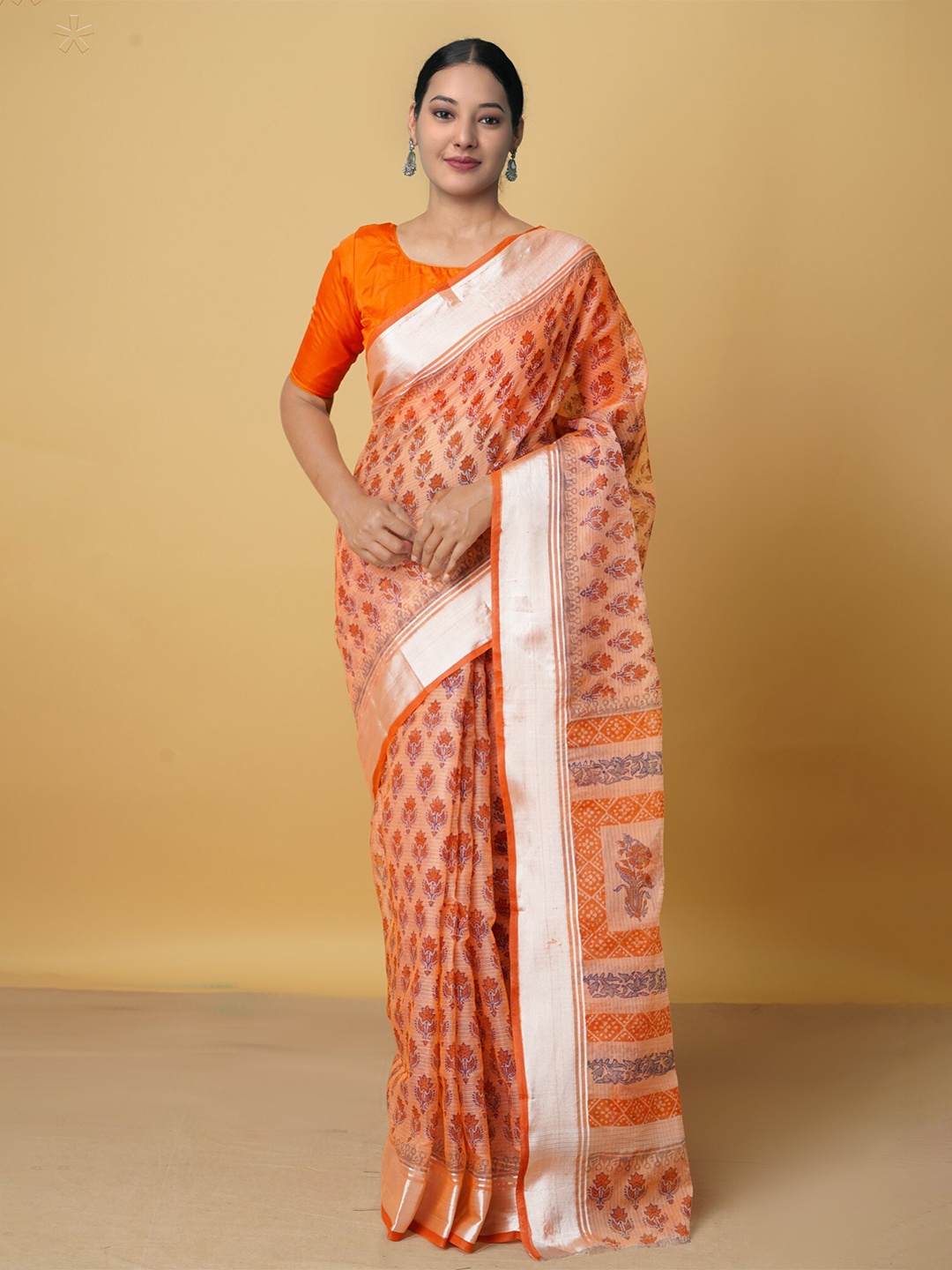 

Unnati Silks Orange & Silver-Toned Ethnic Motifs Zari Pure Cotton Handloom Kota Saree