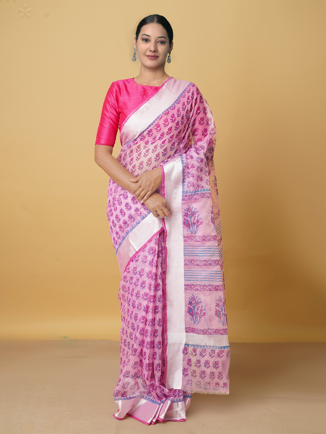 

Unnati Silks Pink & Silver-Toned Floral Pure Cotton Handloom Kota Saree