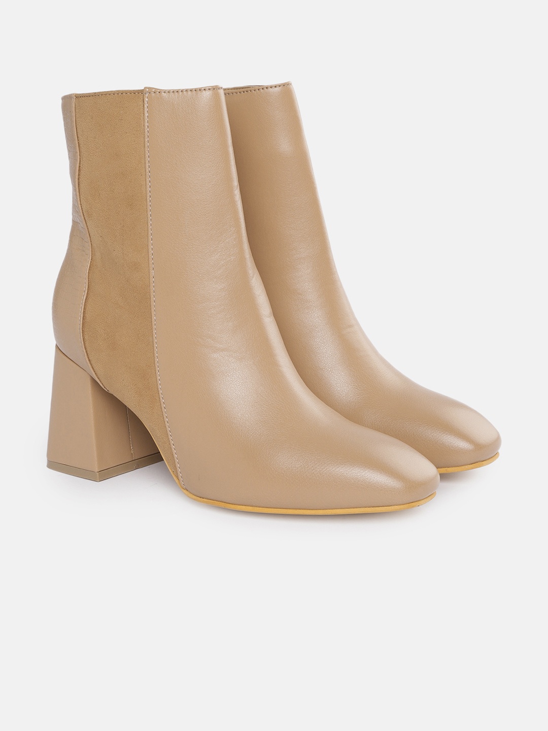 

CORSICA Women Nude-Coloured Solid Mid-Top Block Heel Boots, Camel brown
