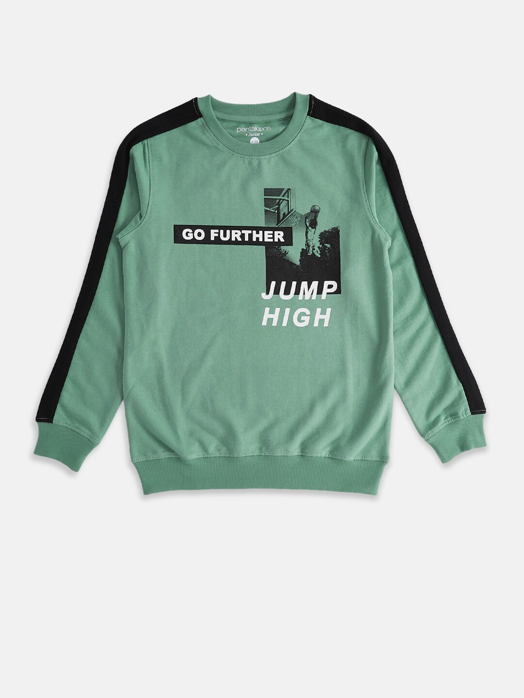 

Pantaloons Junior Boys Green Printed Sweatshirt