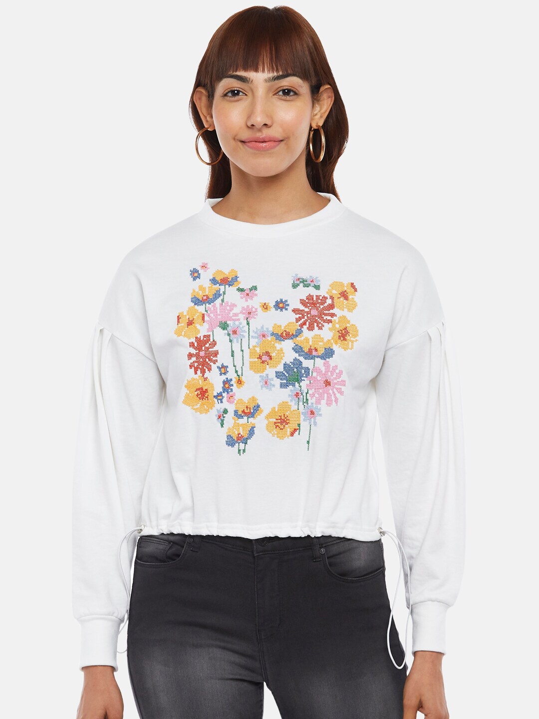 

People Women Off White Printed Sweatshirt