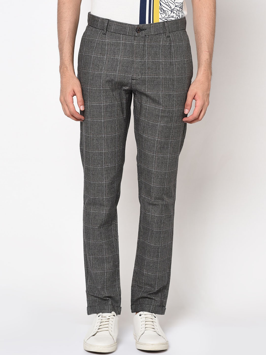 

Blackberrys Men Black Checked Trousers