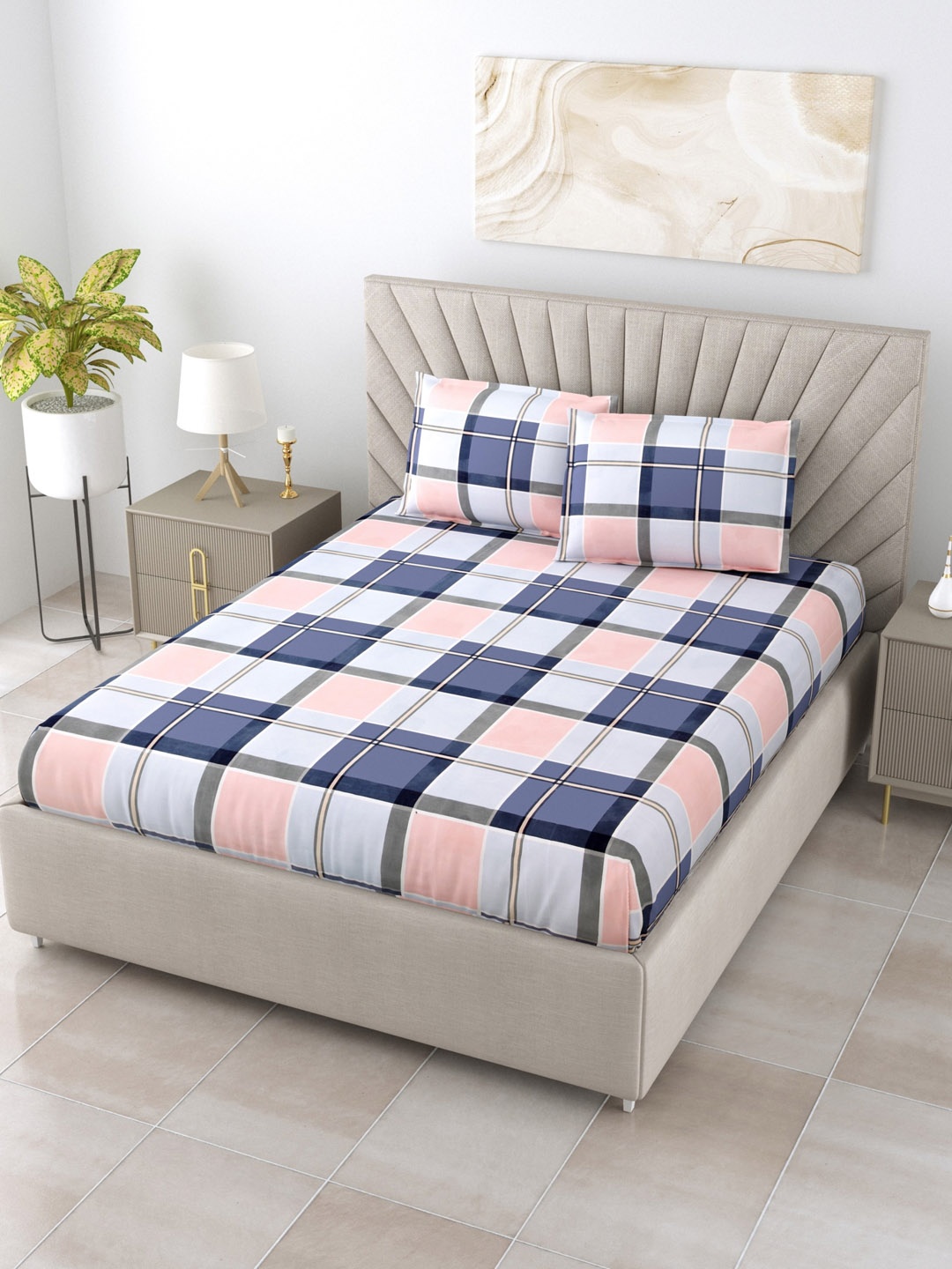 

Salona Bichona Blue & Pink 144 TC Geometric Polyester King Bedsheet with 2 Pillow Covers