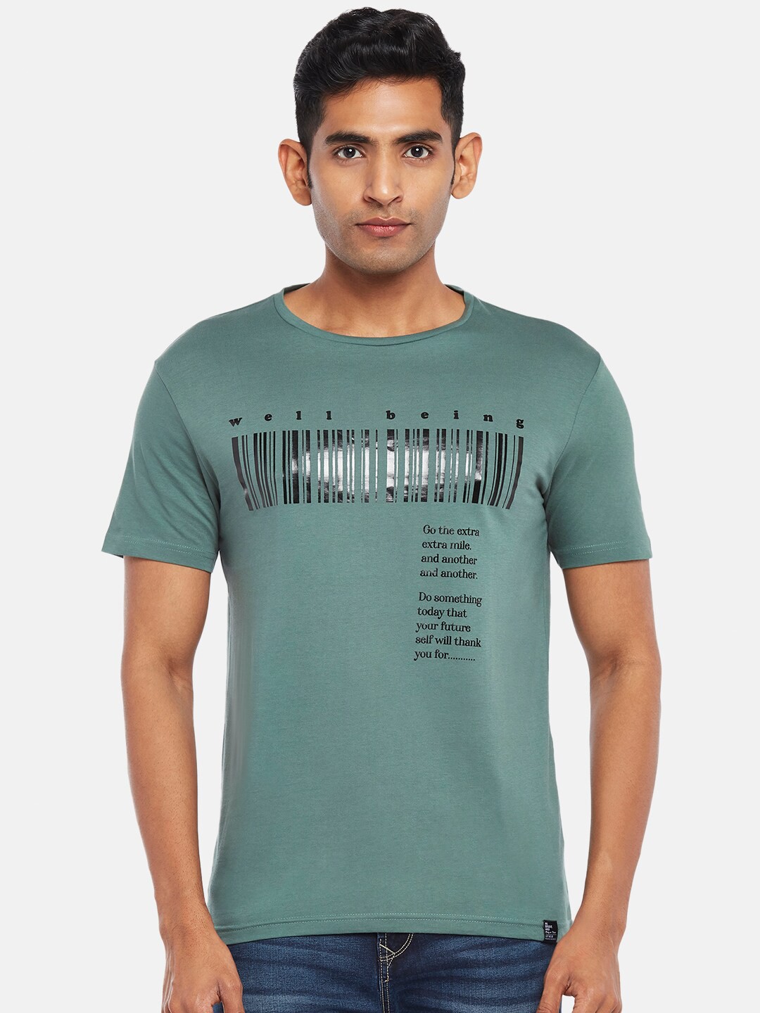 

People Men Green Typography Printed Slim Fit T-shirt