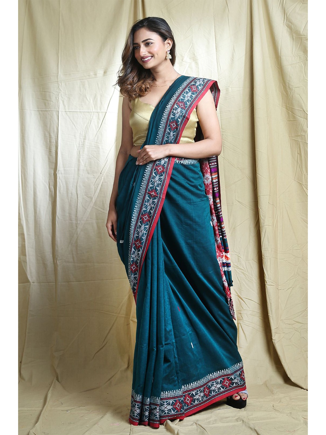 

Arhi Teal & Red Ethnic Motifs Pure Cotton Saree