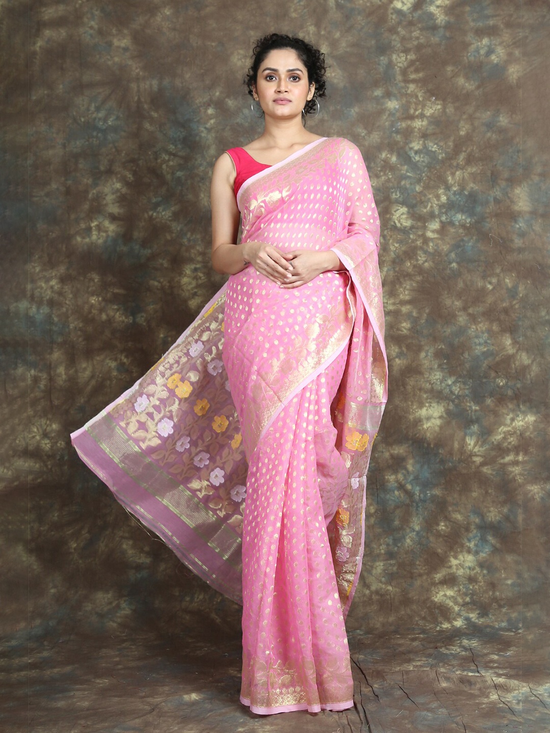 

Arhi Pink & Gold Floral Zari Silk Cotton Jamdani Saree