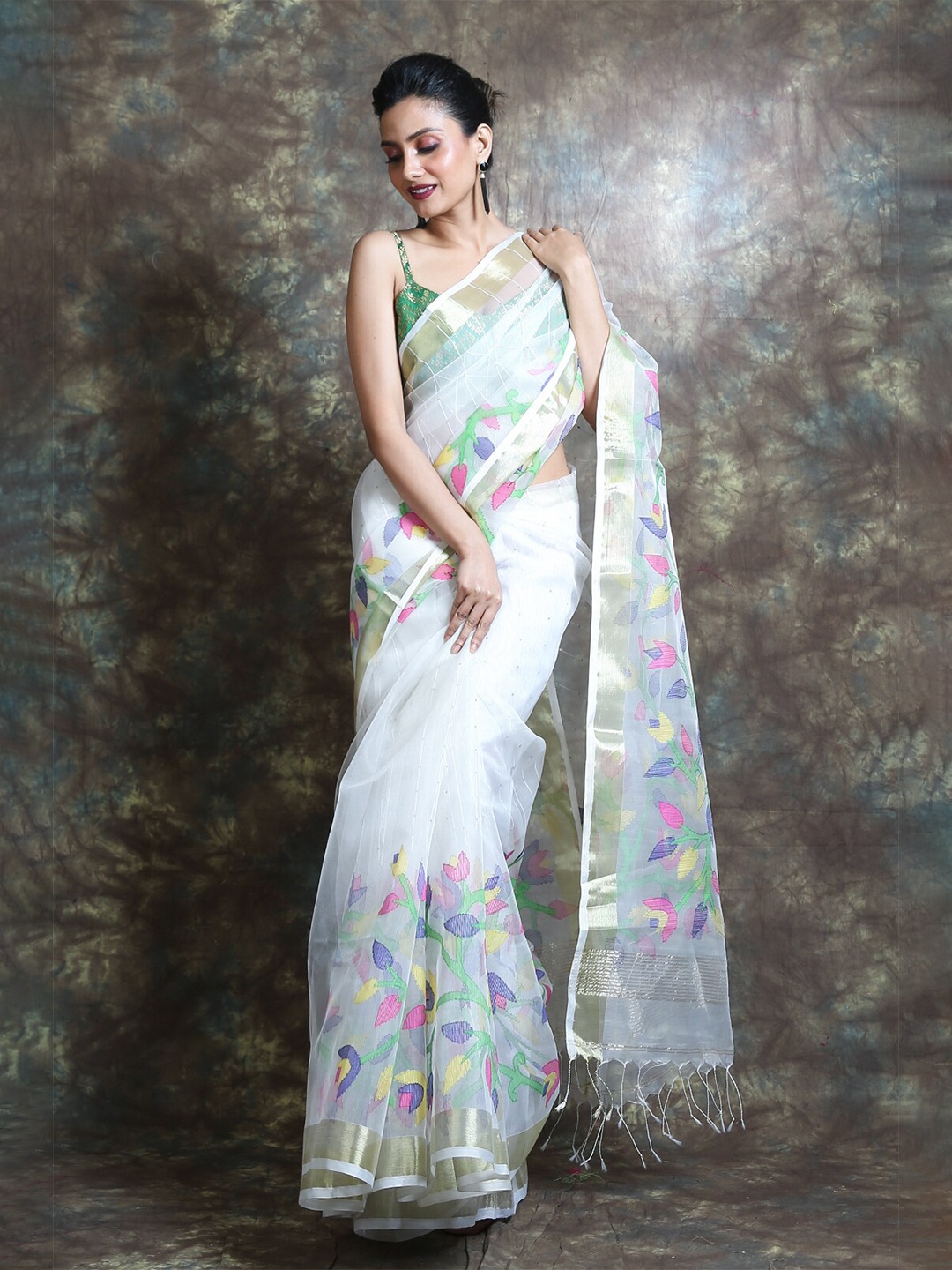 

Arhi White & Pink Floral Zari Pure Silk Saree