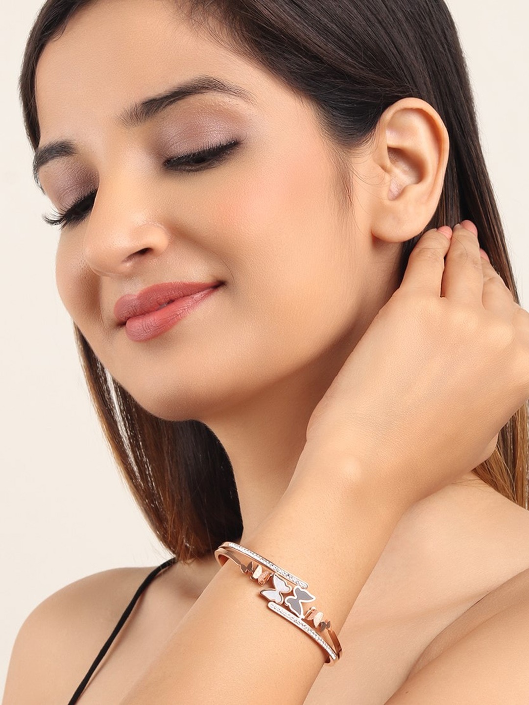 

LAIDA Women Rose Gold & White Rose Gold-Plated Cuff Bracelet