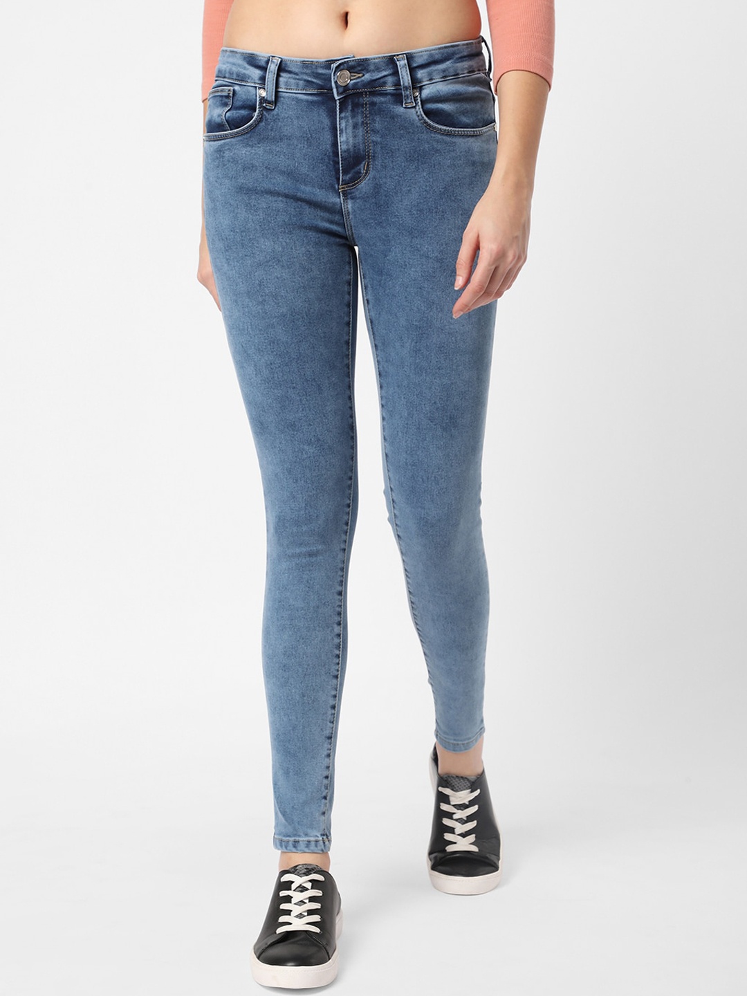 

R&B Women Blue Skinny Fit Mildly Distressed Heavy Fade Jeans
