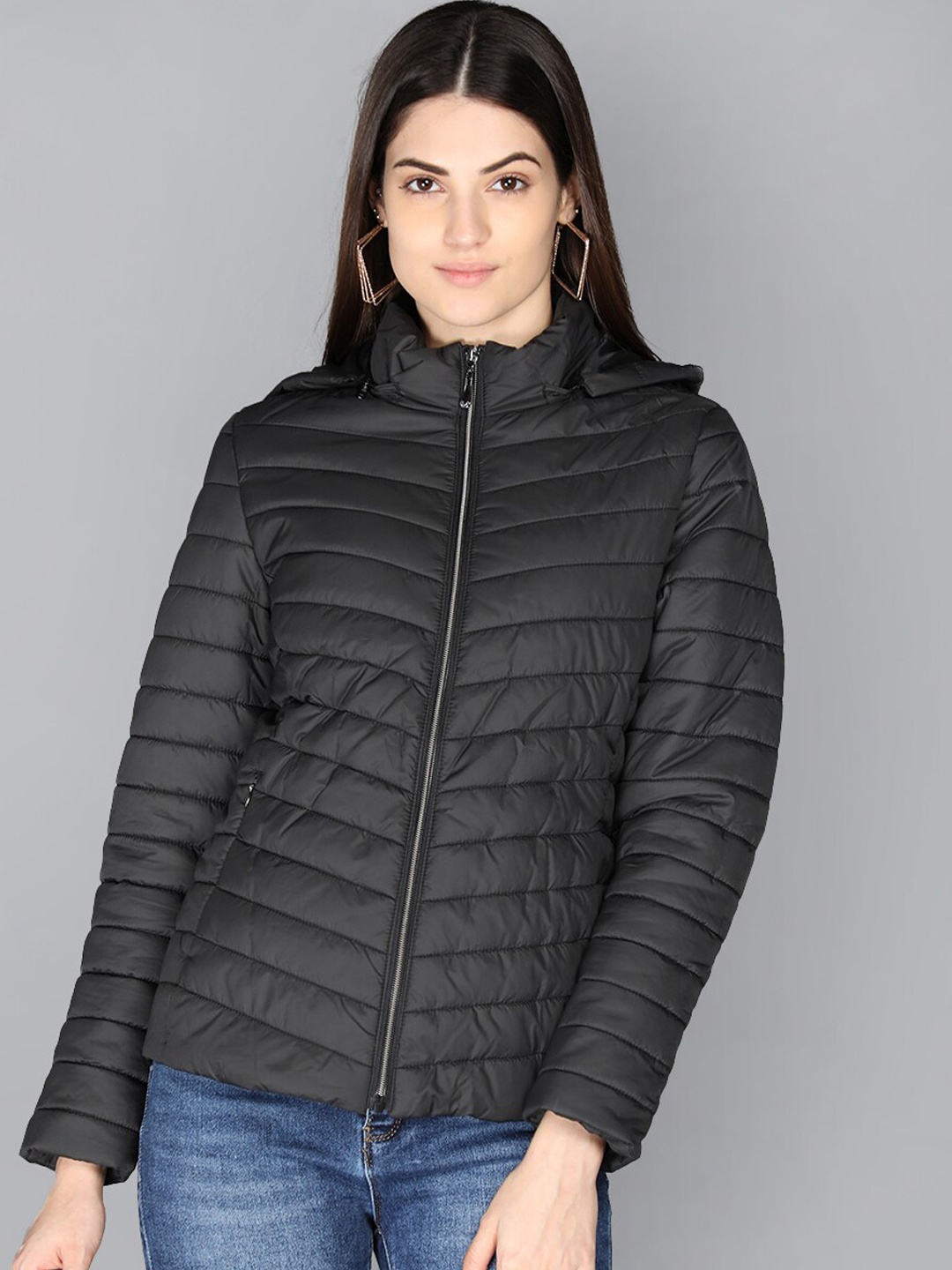 

LURE URBAN Women Black Solid Polyester Hooded Padded Jacket