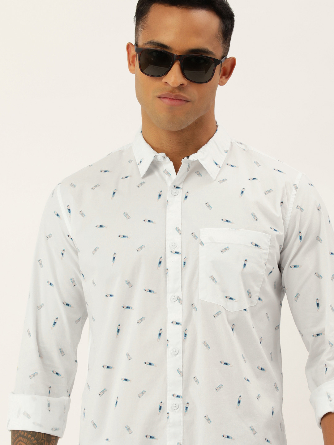 

FOREVER 21 Men White Printed Casual Shirt