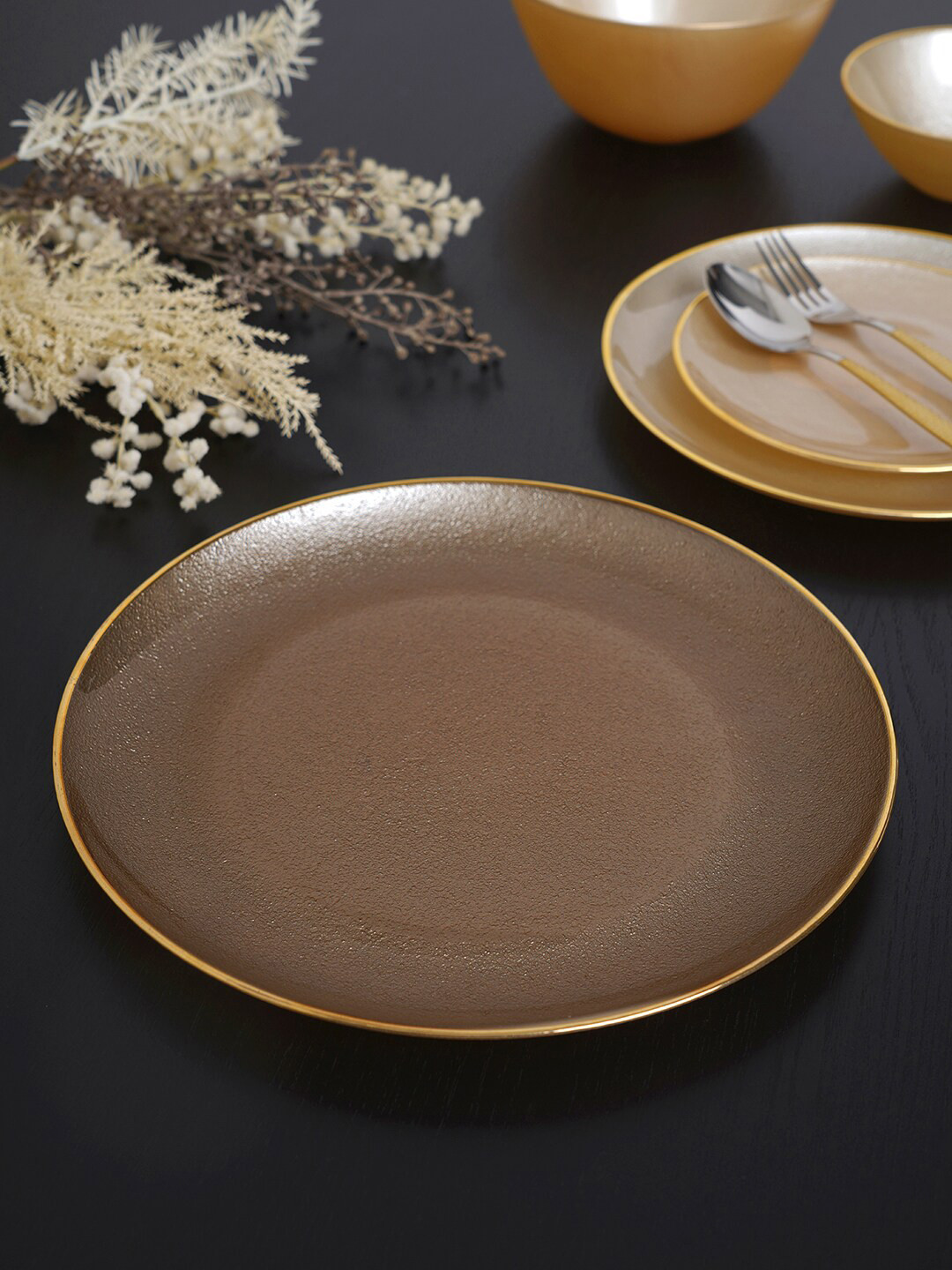 

Pure Home and Living Solid Glass Matte Plate, Brown