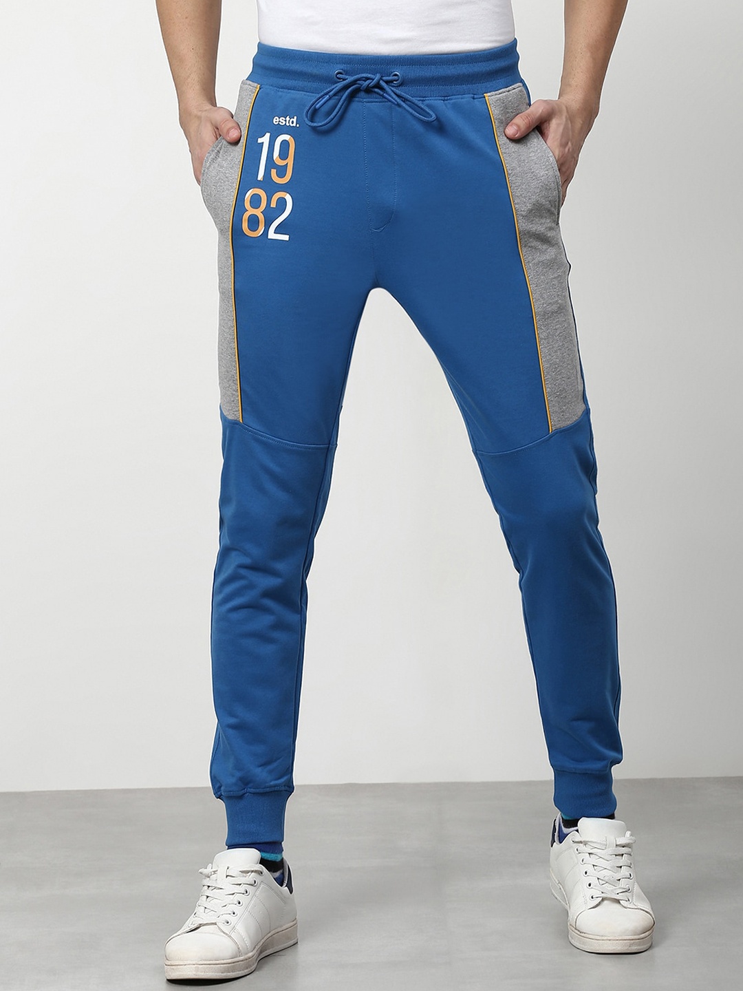 

abof Men Blue Joggers Trousers