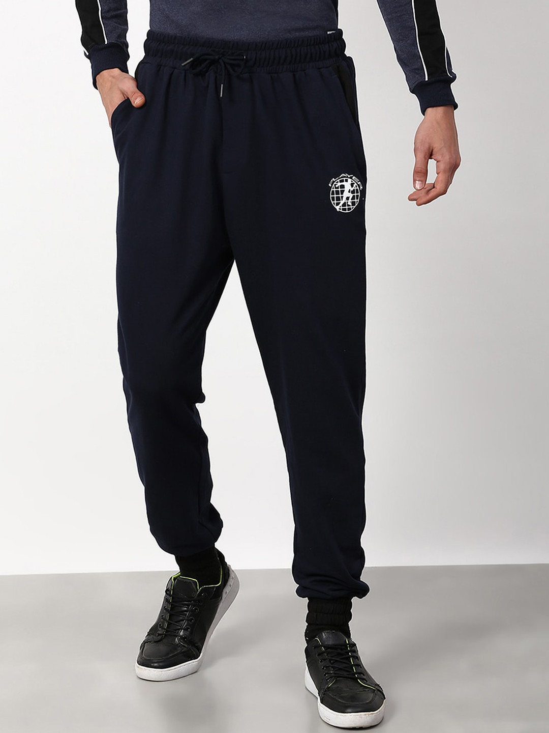 

abof Men Navy Blue Solid Joggers