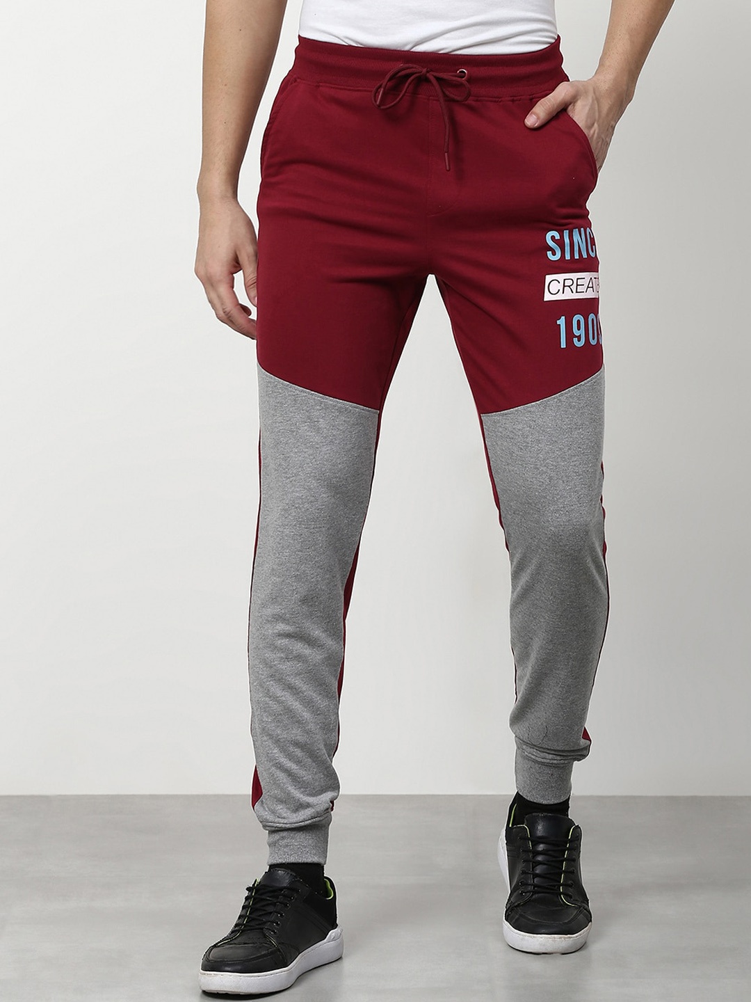 

abof Men Maroon Colourblocked Printed Joggers Trousers