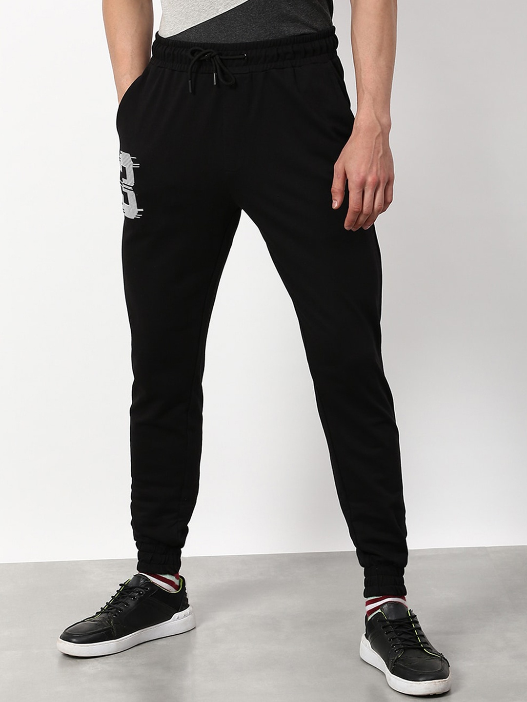 

abof Men Black Solid Joggers Trousers