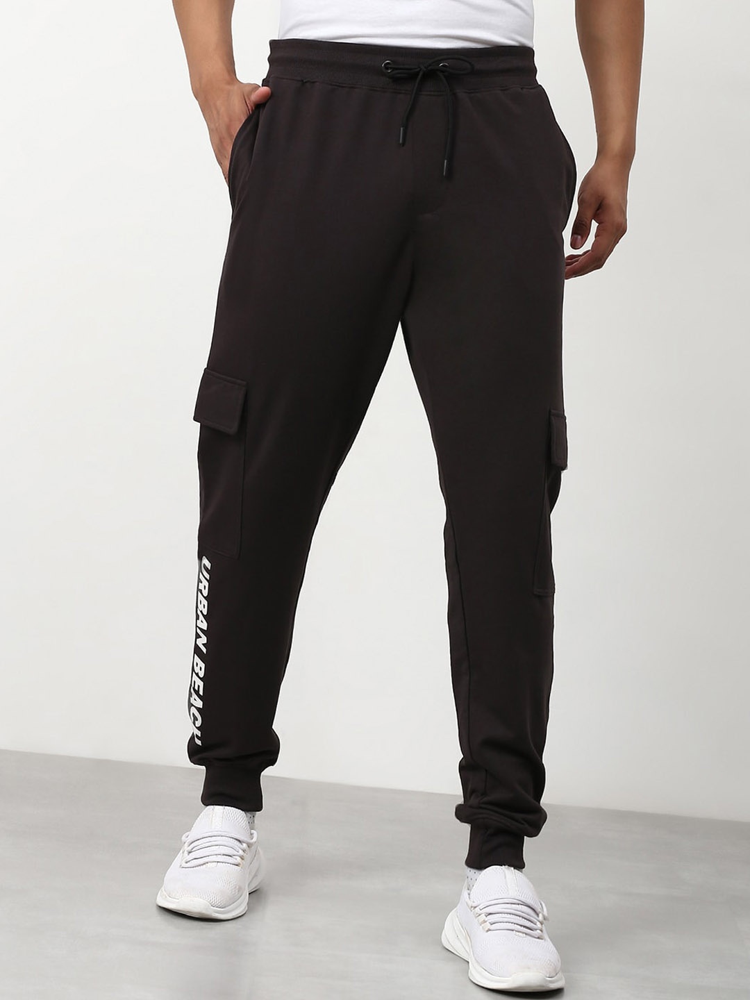 

abof Men Brown Joggers Trousers