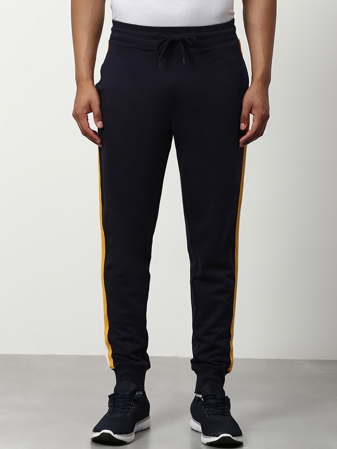

abof Men Navy Blue Joggers Trousers