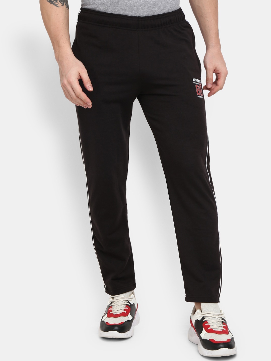 

V-Mart Men Black Regular Fit Solid Cotton Track Pants