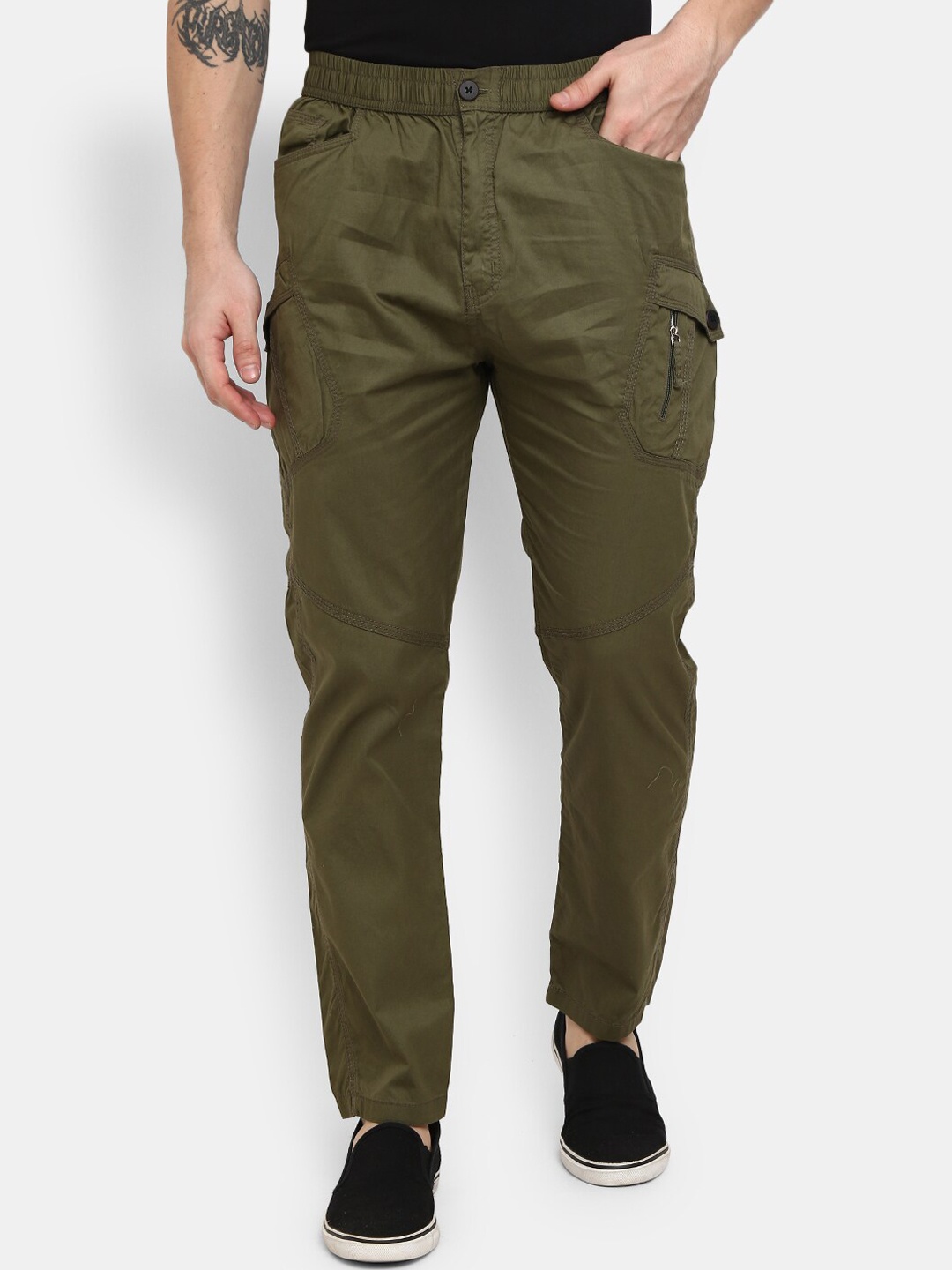 

V-Mart Men Olive Regular Fit Solid Track Pant