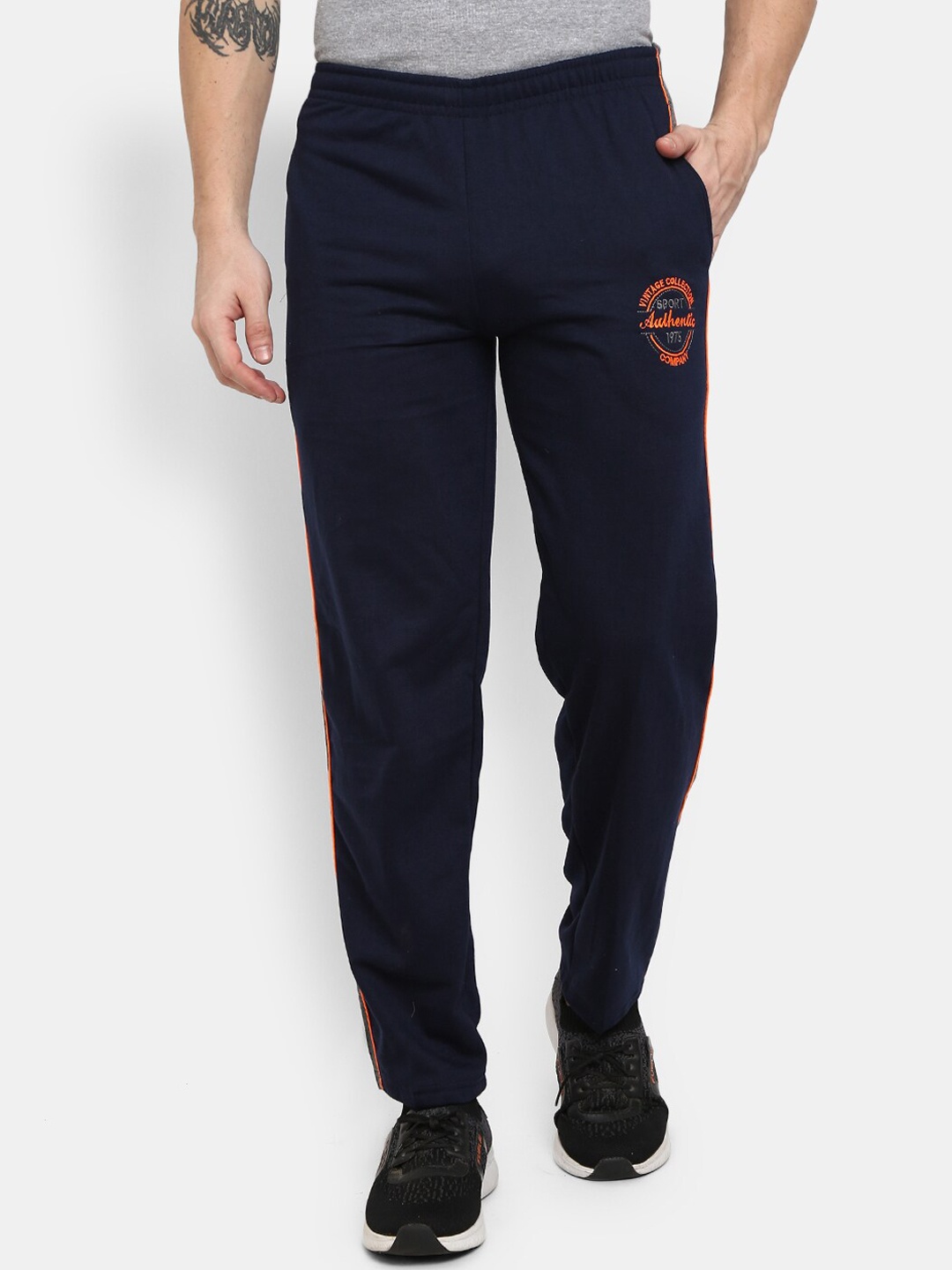 

V-Mart Men Navy Blue Regular Fit Solid Track Pants