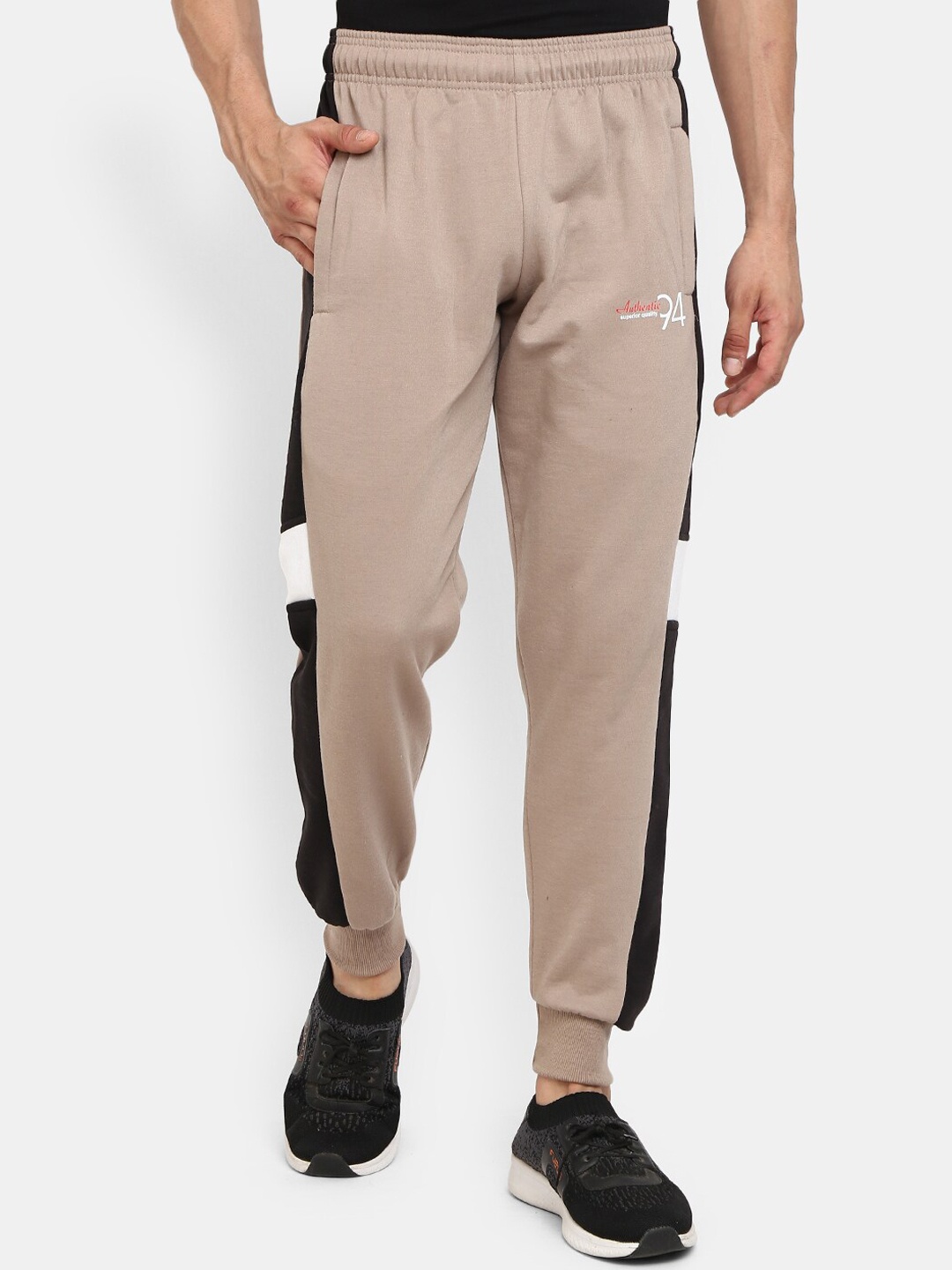 

V-Mart Men Beige & Black Colourblocked Joggers