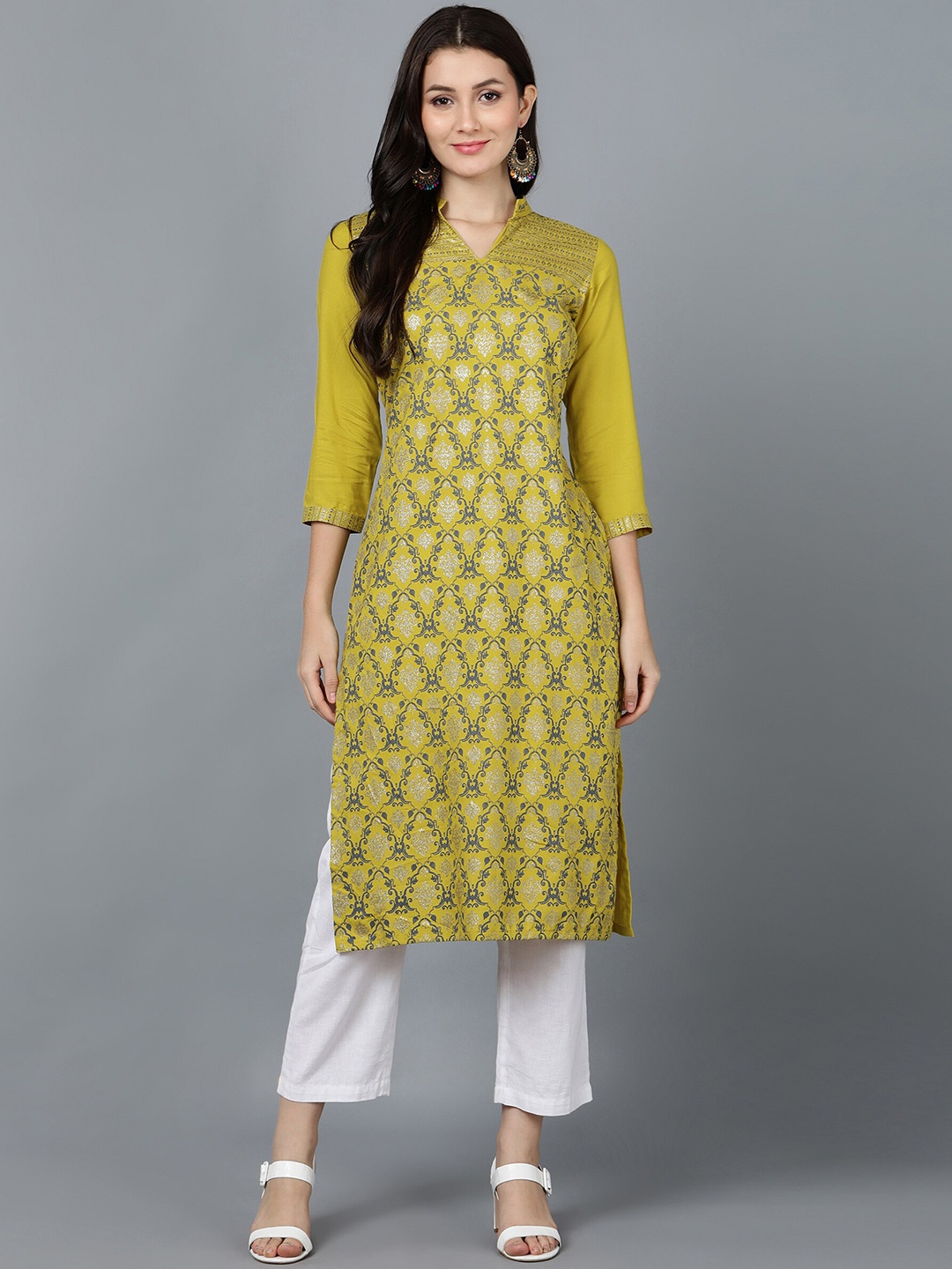 

Bani Women Green Geometric Printed Kurta