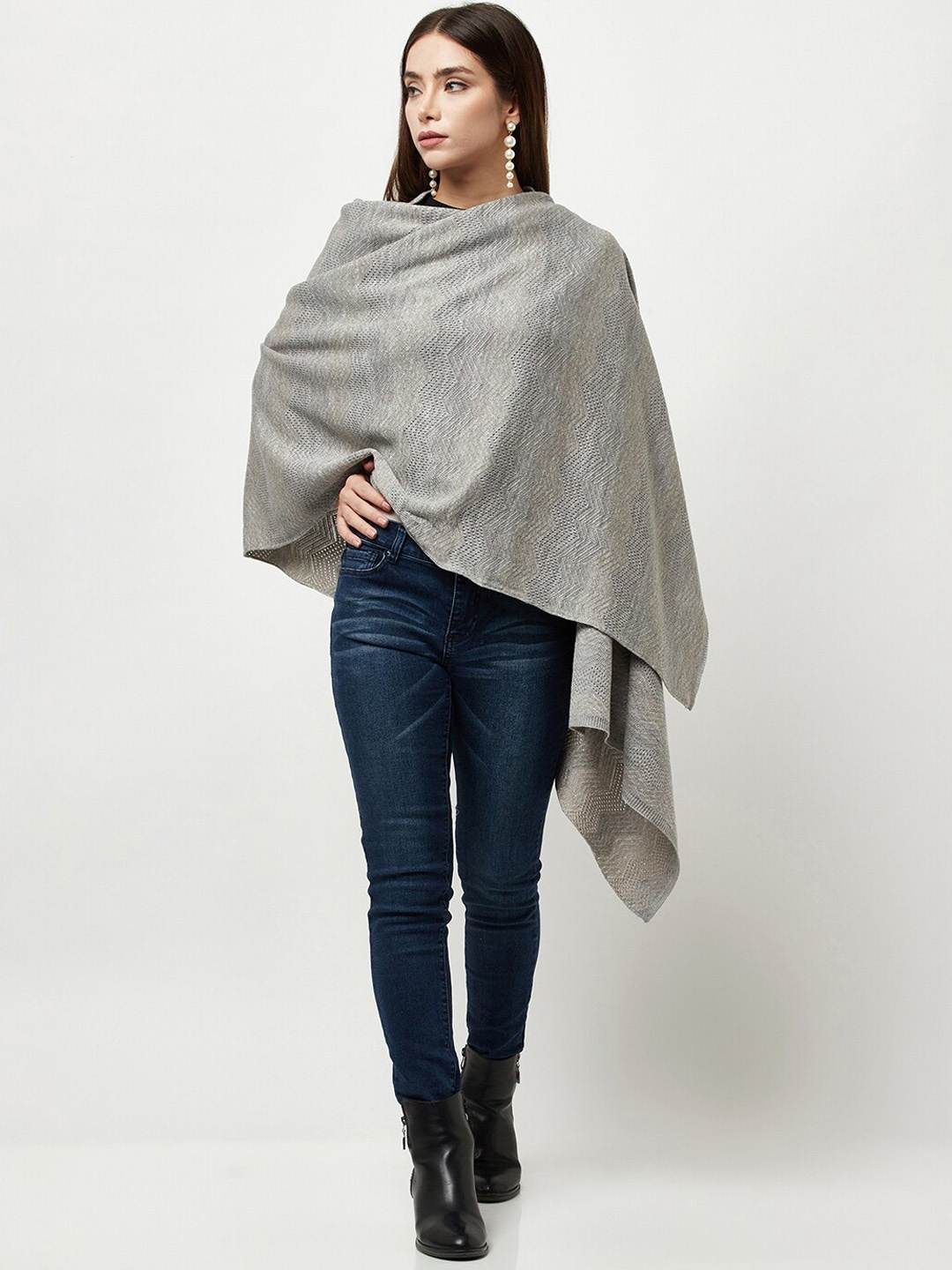 

Knitstudio Women Grey Solid Knitted Shawl