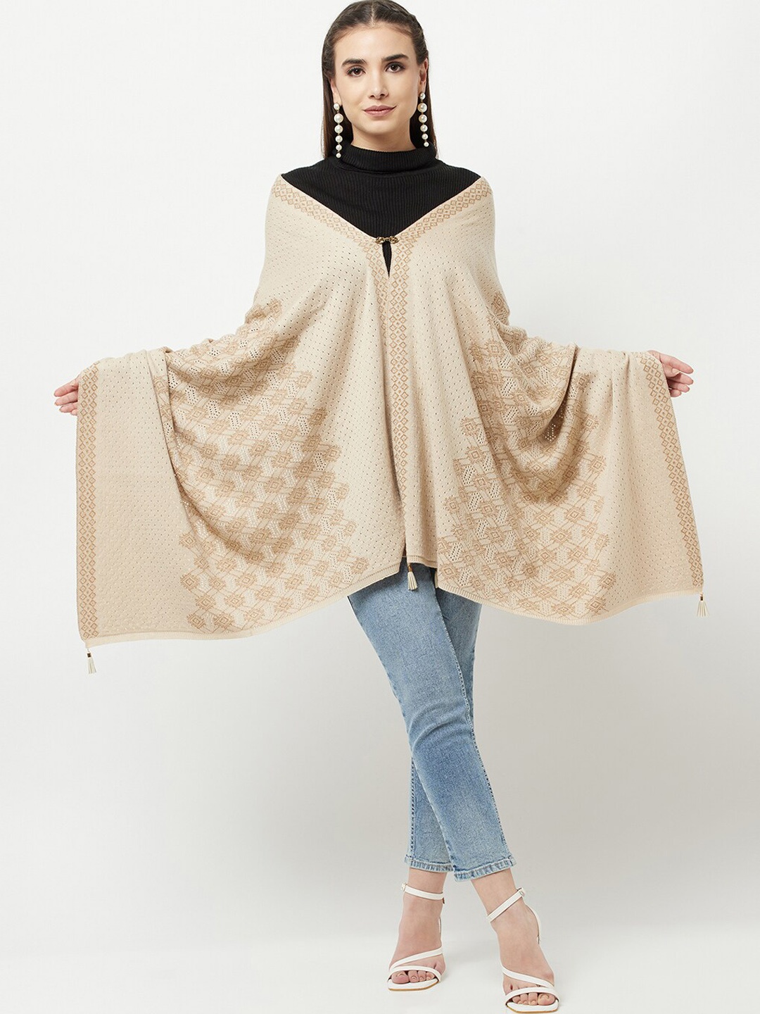 

Knitstudio Women Cream Coloured Paisley Design Knitted Shawl