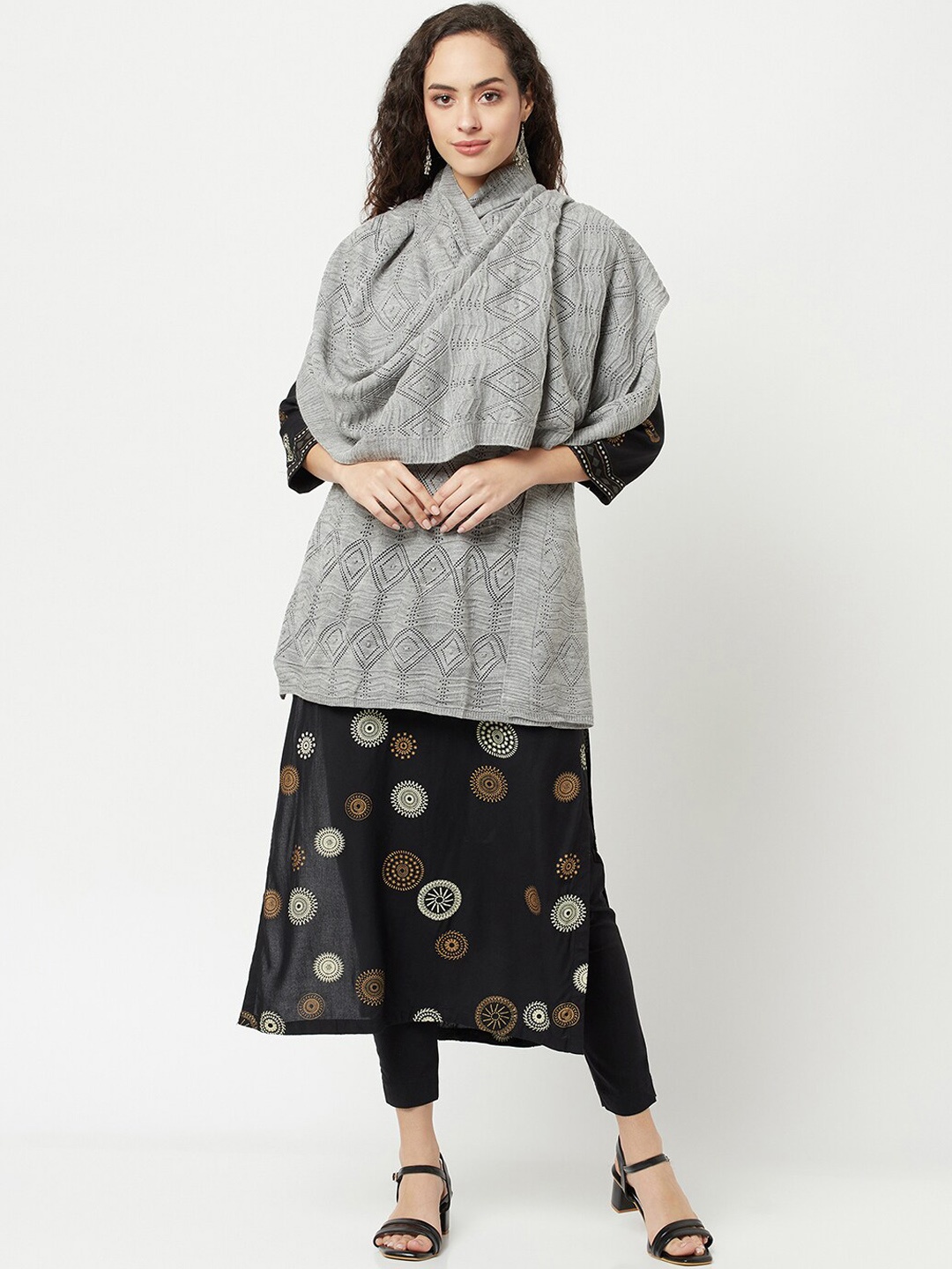 

Knitstudio Women Grey Solid Knitted Shawl