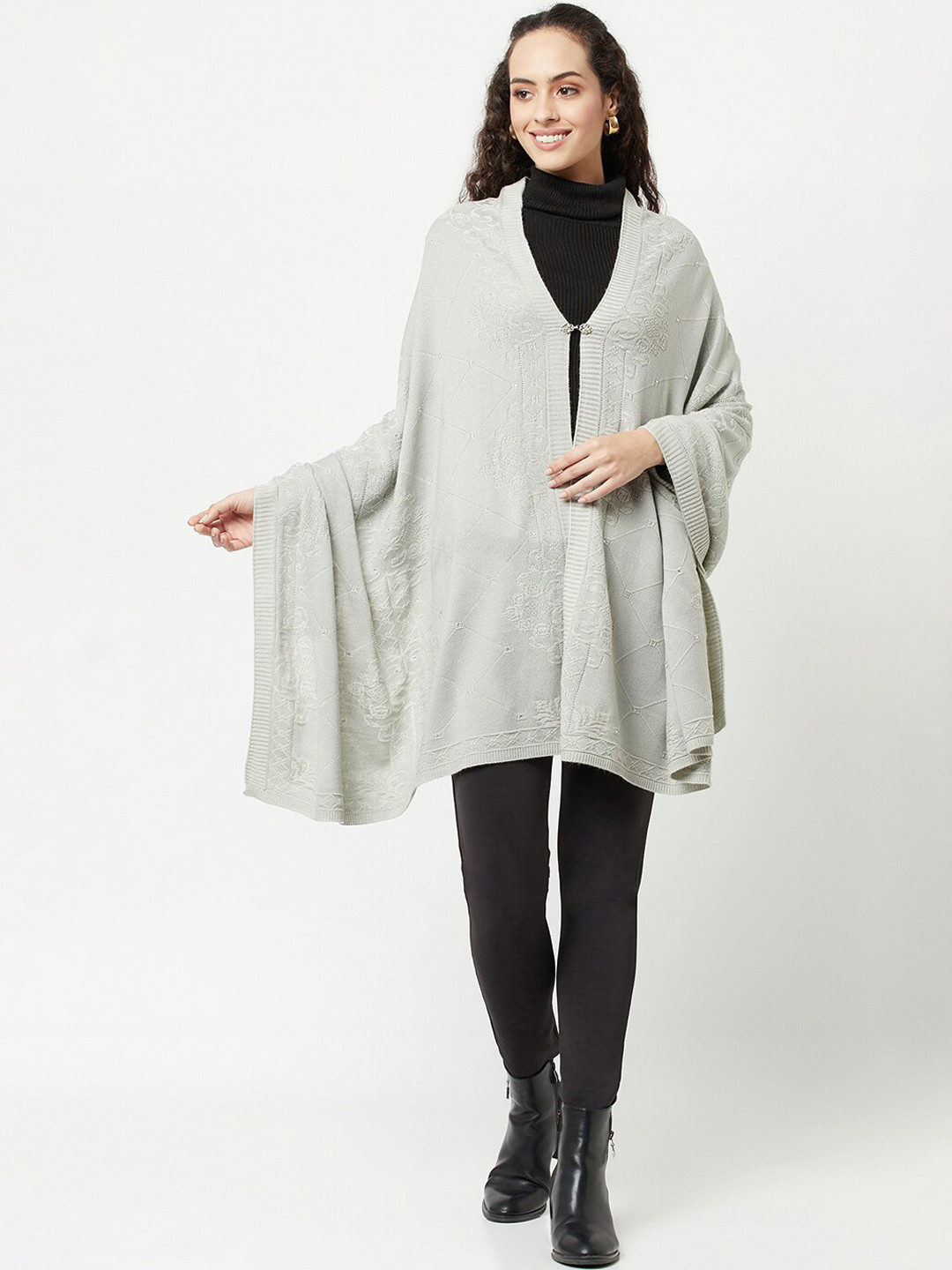 

Knitstudio Women Green Solid Knitted Shawl