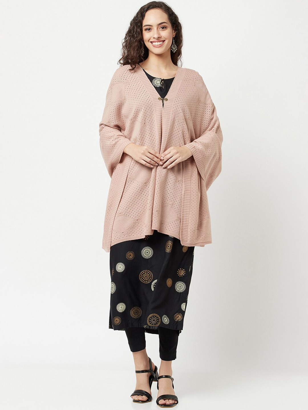

Knitstudio Women Rose Pink Abstract Design Knitted Shawl