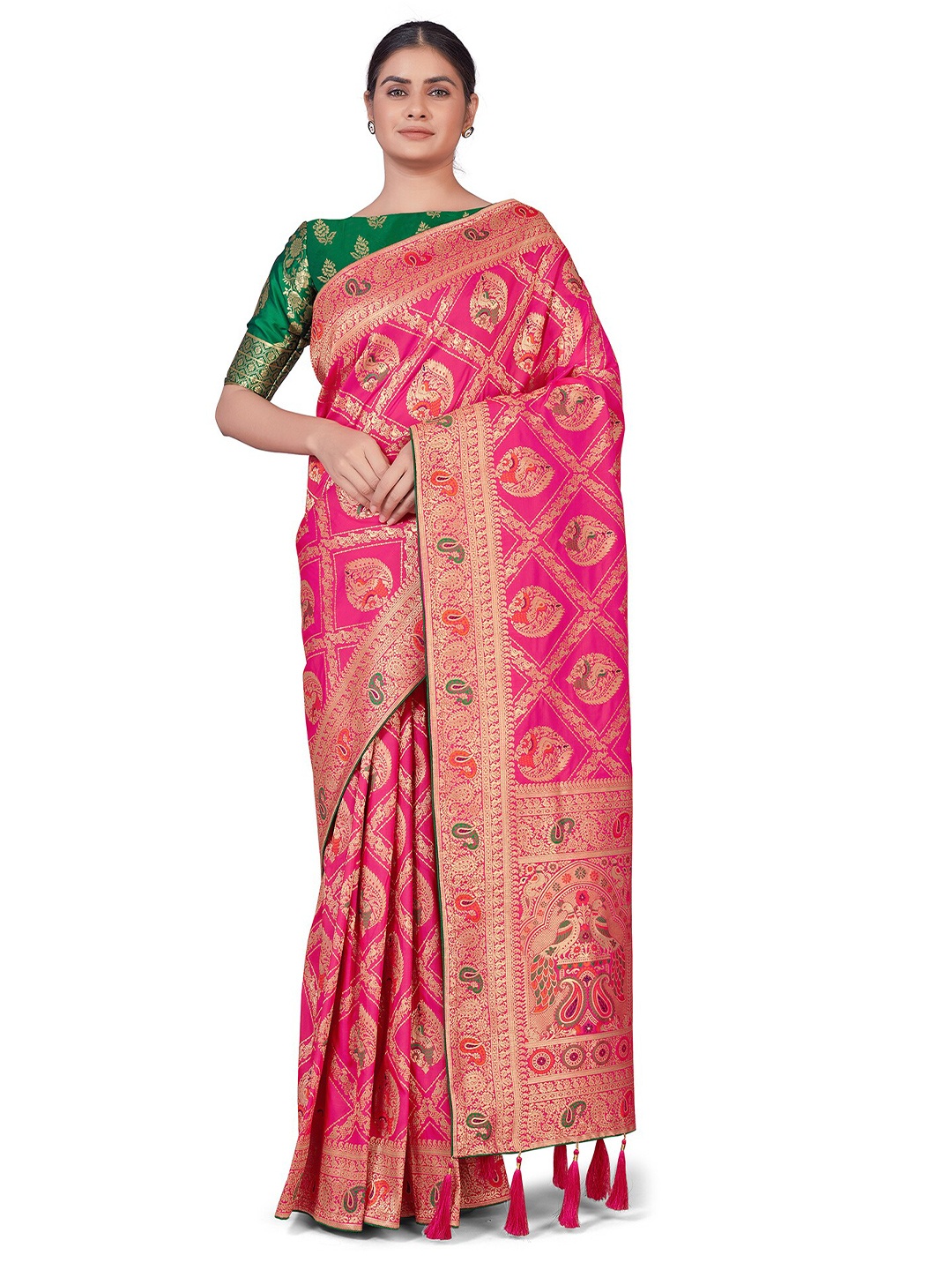 

MONJOLIKA FASHION Magenta & Green Woven Design Zari Silk Blend Banarasi Saree