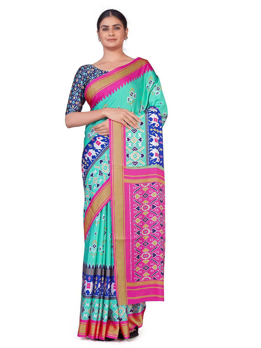 

MONJOLIKA FASHION Blue & Pink Zari Silk Blend Banarasi Saree
