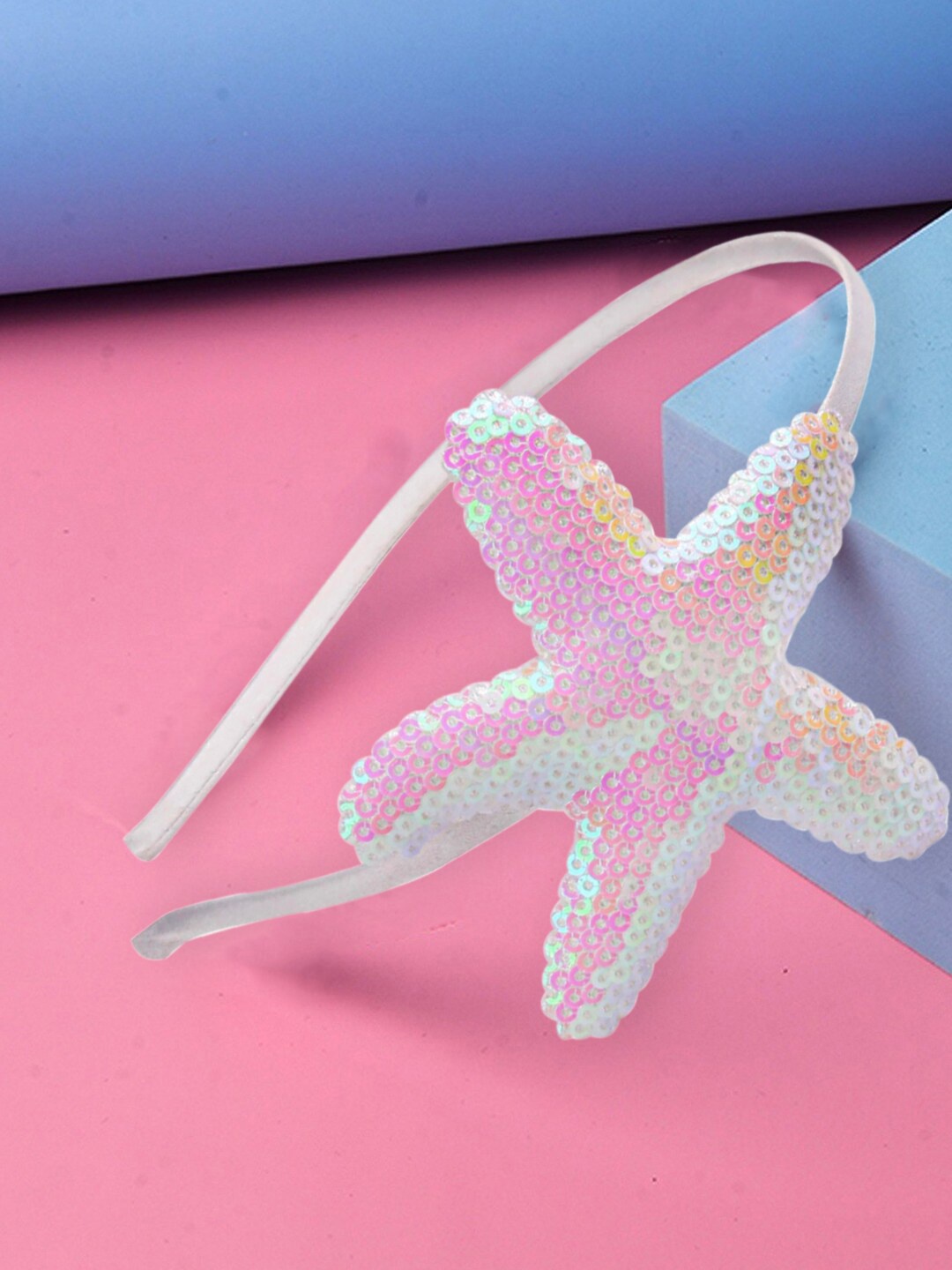 

OOMPH Women Embellished Hairband, White