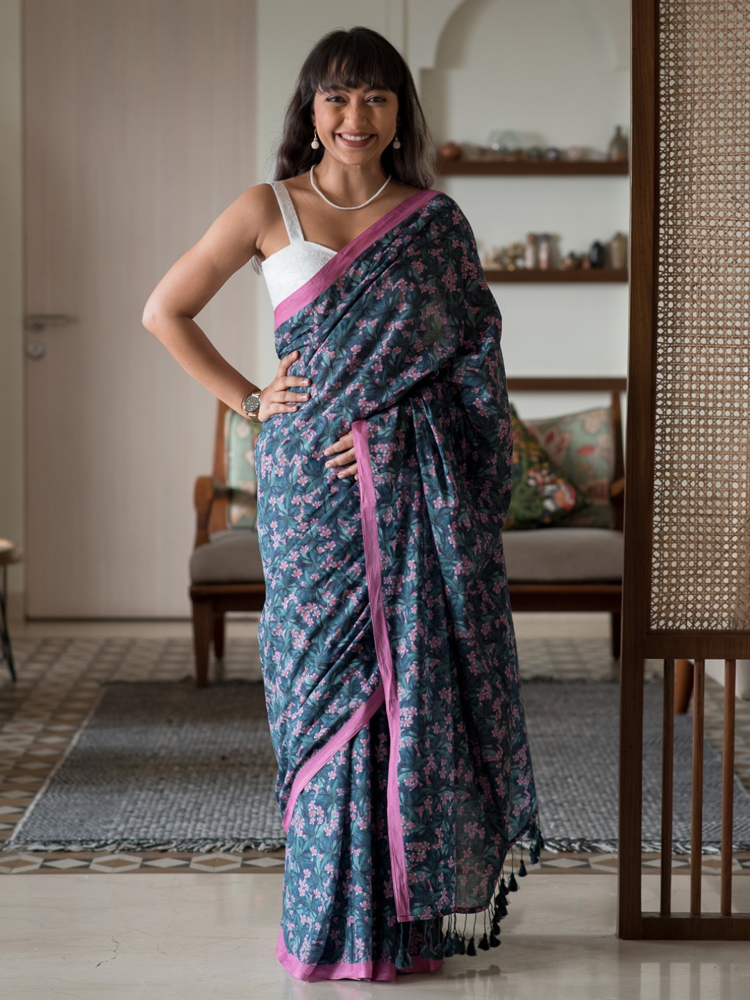 

Suta Blue & Pink Floral Saree