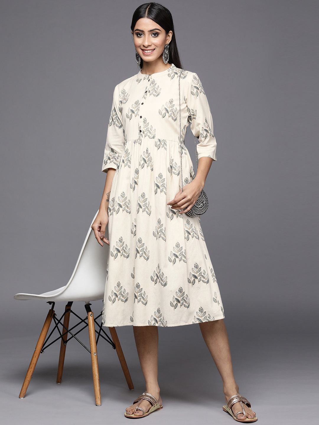 

Libas Off White & Green Printed Cotton Ethnic Midi Dress