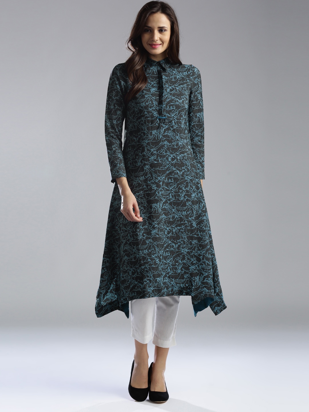 

W Women Black & Blue Printed Asymmetric A-Line Kurta