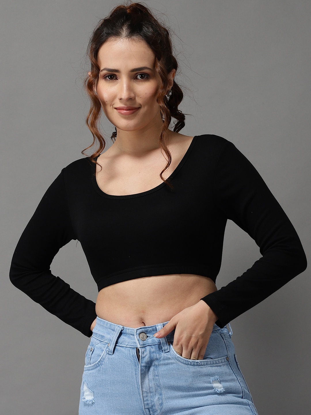 

SHOWOFF Black Solid Crop Top