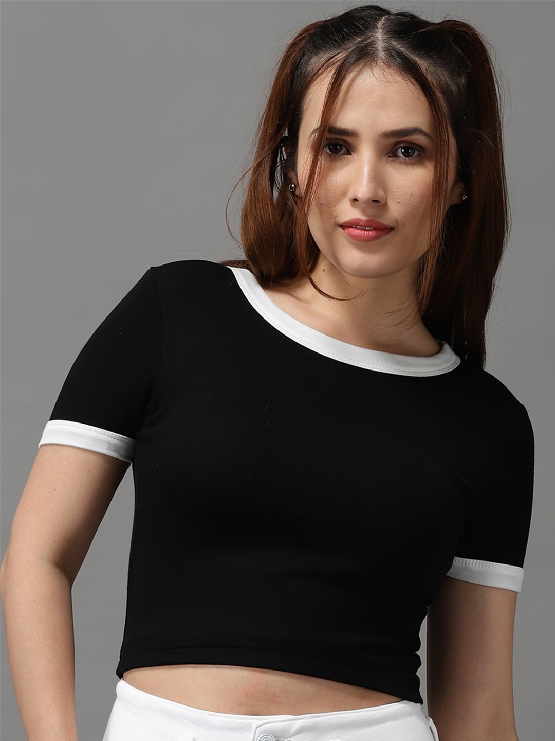 

SHOWOFF Woman Black Crop Top
